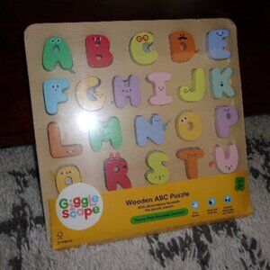 Wooden ABC Puzzle  27pc Gigglescape Alphabet New